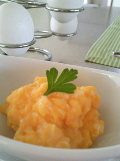 A picture of Hotel-style Scrambled Eggs.