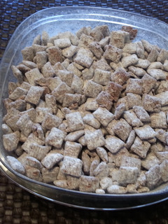 A picture of Puppy Chow.
