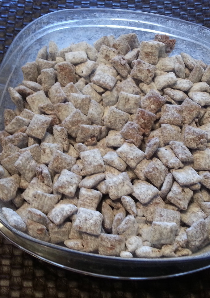 A picture of Puppy Chow.