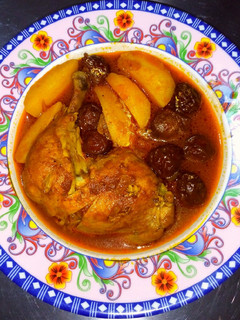 عکسی از دستور خورشت مرغ زعفرانی و آلو