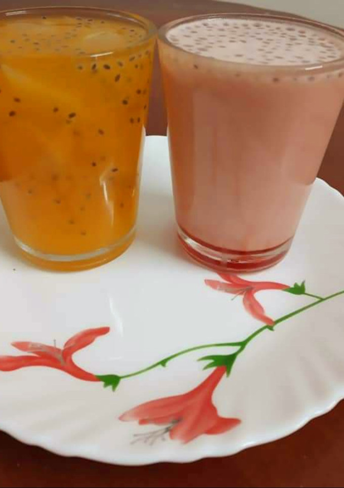மேங்கோ குல்கந்து ட்ரிங்(mango gulkhand drink recipe in tamil) செய்முறை முக்கிய புகைப்படம்