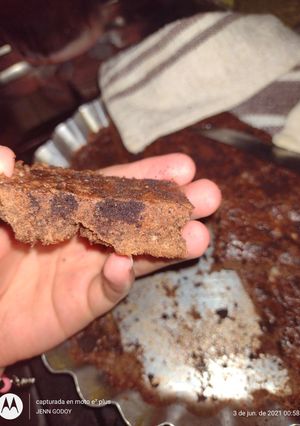 Una foto de Brownie con Nesquik y galletitas