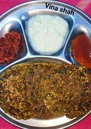 बाजरे के पैन केक(bajre ke pan cake recipe in hindi) रेसिपी मुख्य फोटो