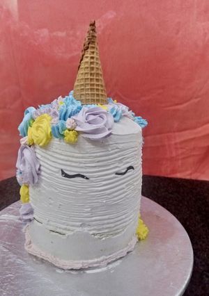 A picture of Unicorn theme Cake.