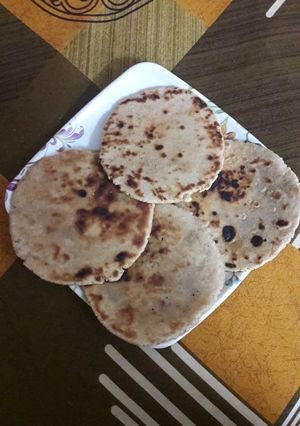 A picture of Mithi roti.