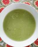 Sopa de chayote al té limón y jengibre