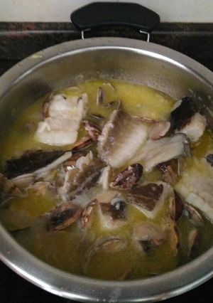Una foto de Filete de bacalao con almejas