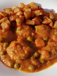 Una foto de Albóndigas en salsa especial