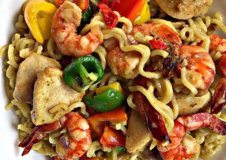 How to Prepare Quick Seafood/Chicken Noodles Stirfry