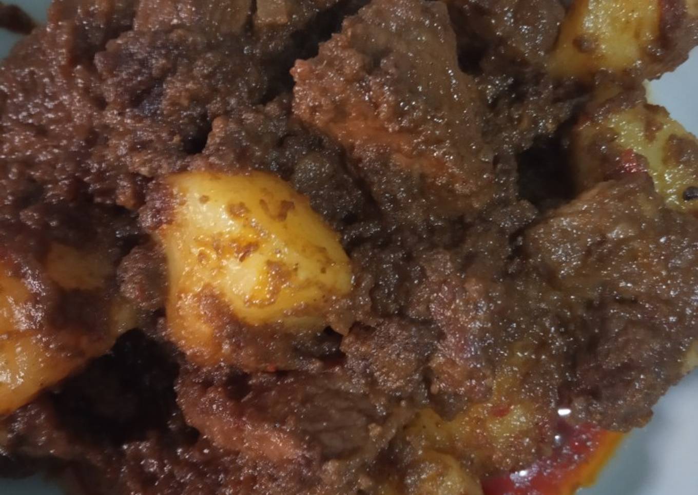 Rendang daging kentang