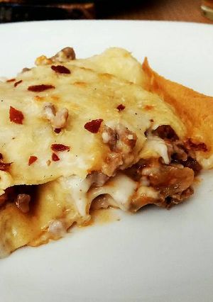 Una foto de Lasaña de carne con masa casera