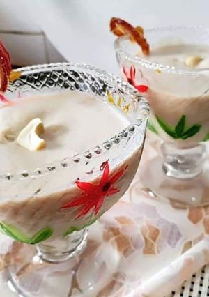 A picture of Khajoor milkshake.