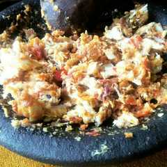 รูปของ Ayam Geprek Spesial
