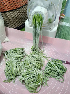 Foto resep Mie Bayam