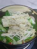 Pok Choy dan inoki stim
