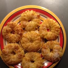 A picture of Pineapple Rings With Coconut.