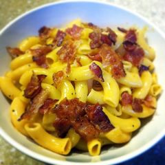A picture of Creamy Bacon Mac And Cheese.