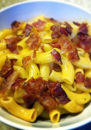 A picture of Creamy Bacon Mac And Cheese.