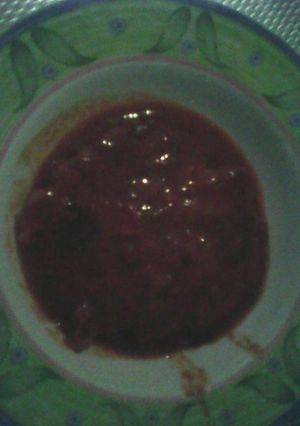 Una foto de Tortitas de espinacas en guajillo