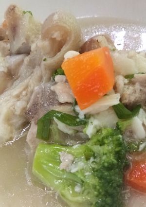 Foto resep Pork Veggie Soup (non halal) 🐽 slowcooker