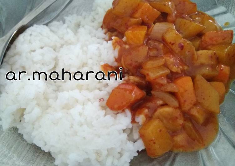 Cara termudah untuk Memasak AppetizingCurry Rice (Nasi Kari Jepang)
