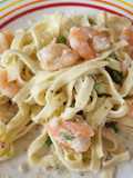 Pasta mit Räucherlachs und Garnelen