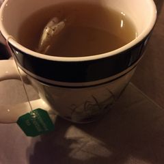 A picture of Peppermint Lime Twist Tea.