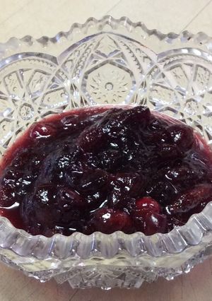 A picture of Red Zinfandel Cranberry Sauce.