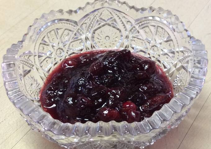 Red Zinfandel Cranberry Sauce