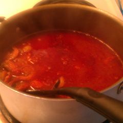 A picture of Caldo de Mariscos.