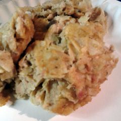 A picture of tuna fish casserole (old school).