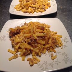 A picture of EZ Fancy Mac N Cheese & Turkey Burger.