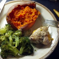 A picture of Apple and Cheddar Stuffed Chicken.