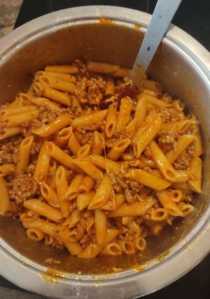 Una foto de Macarrones tomate + carne picada y sin cebolla