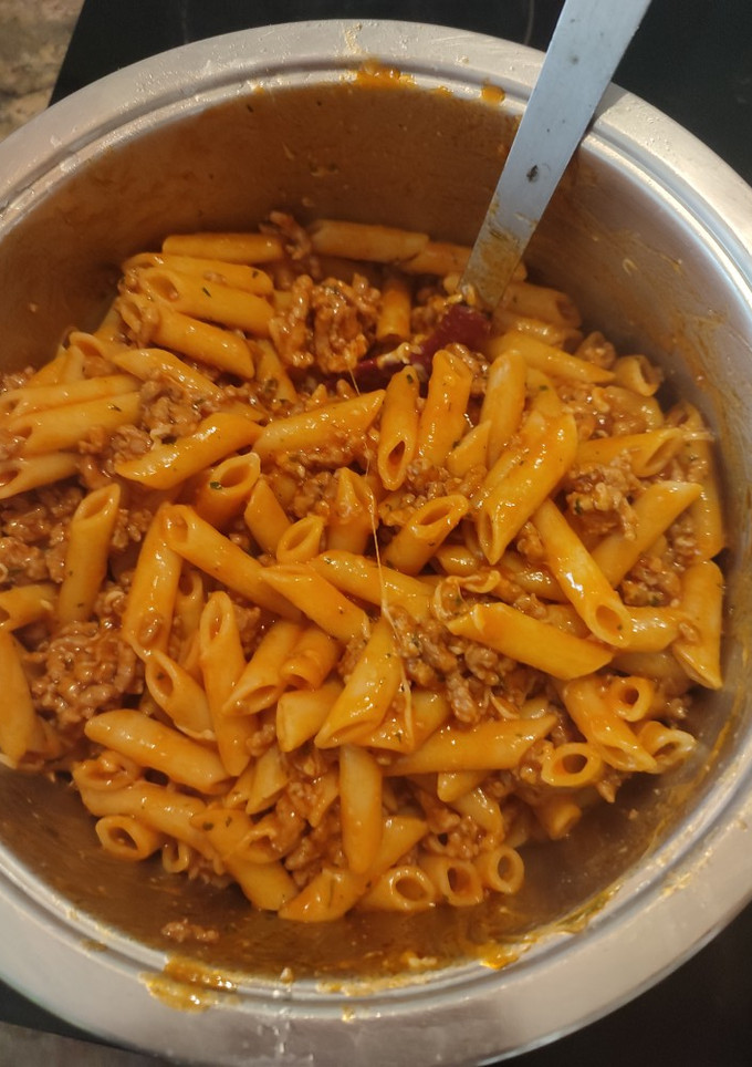 Una foto de Macarrones tomate + carne picada y sin cebolla