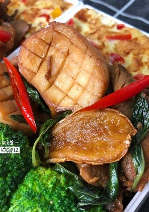 三杯杏鮑菇梅花豬 的食譜成品照片