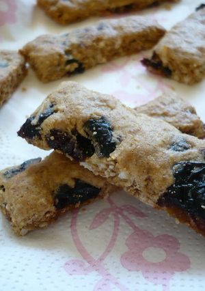 A picture of Macrobiotic Granola Bar.