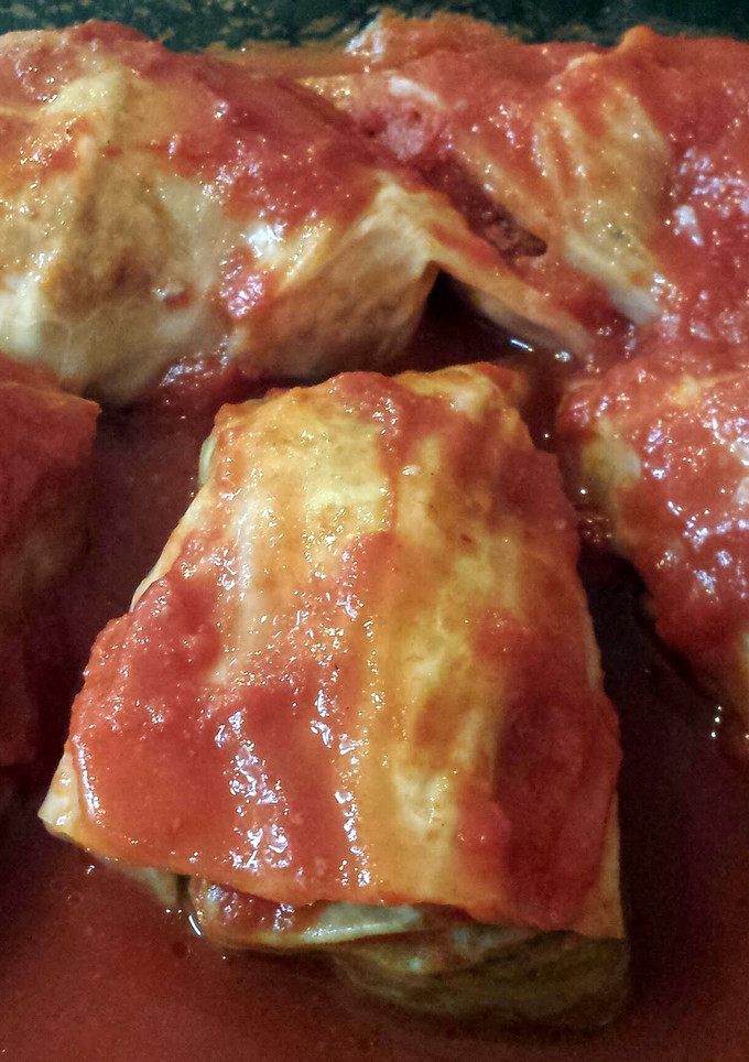 A picture of Stuffed cabbage.