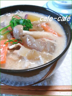 A picture of Pork Soup with Sake Lees.