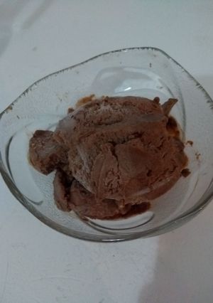 Una foto de Helado de chocolate facilísimo