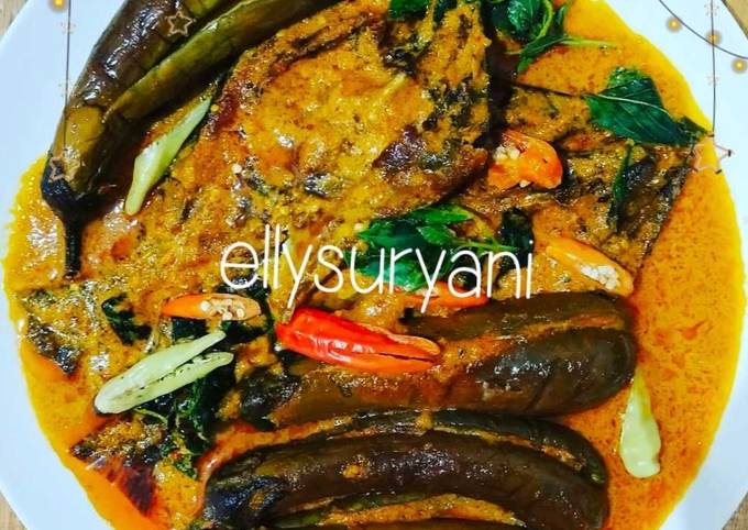 Gulai Kare Pedas Terong-Ikan Salai Ala Rumah Kami