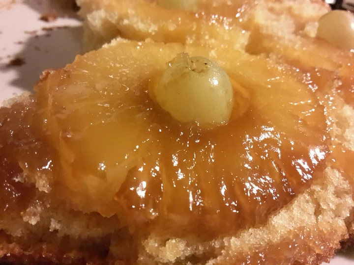 Easy Steps to Make AMIEs PINEAPPLE-UPSIDE DOWN Cake which So Delicious