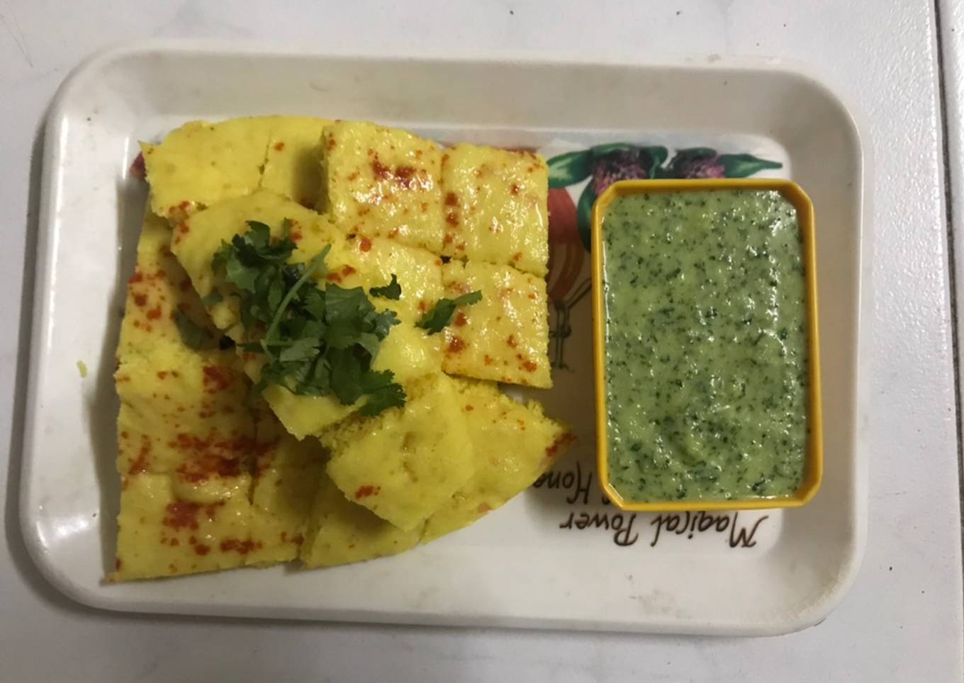 Live dhokla