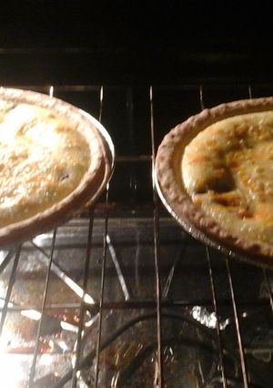A picture of Ham and Cheese Quiche.