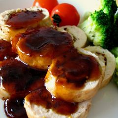 A picture of Bite Sized Rolled Chicken Steaks.