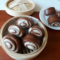 A picture of Chocolate Spiral Mantou.