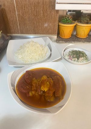 عکسی از دستور خورشت کدوسبز باسینه مرغ:)