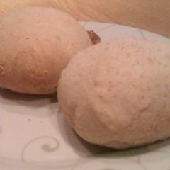 A picture of Filled bread balls.