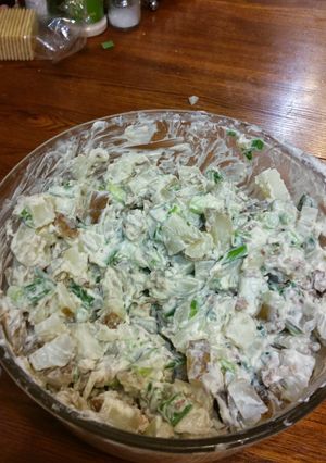 A picture of Baked potato salad.