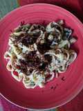 Fetuccine Carbonara "Bacon" vegano